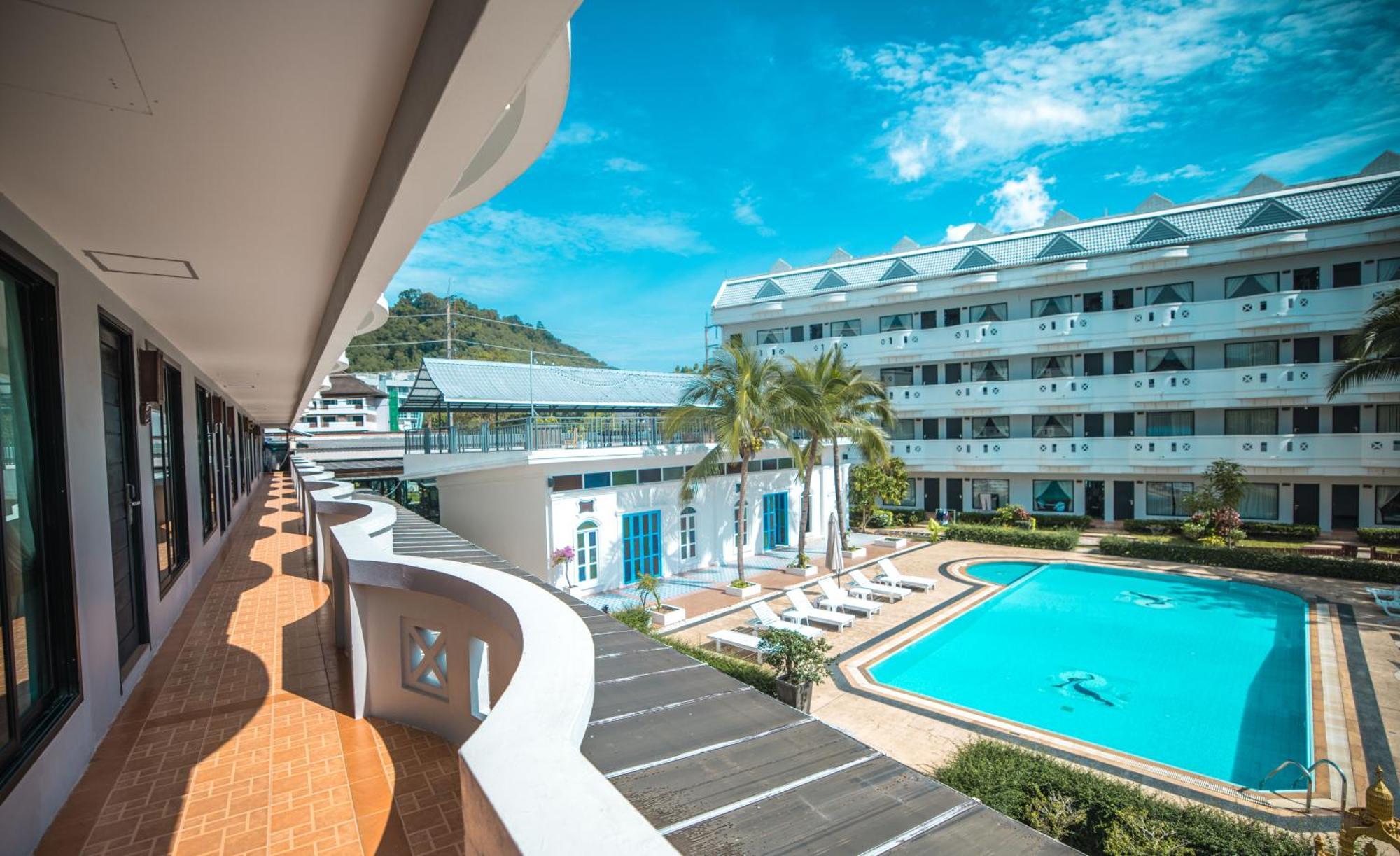 Blue Carina Hotel Phuket Exteriör bild