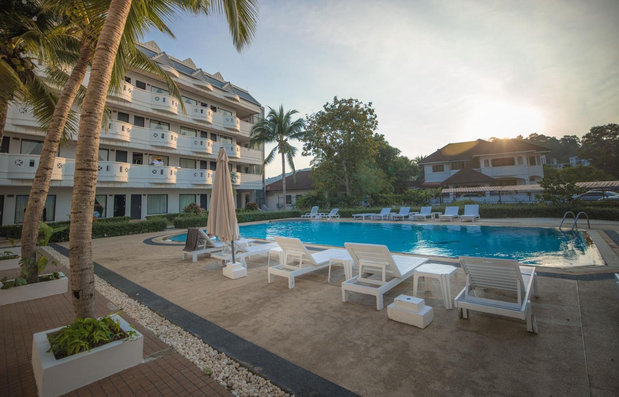 Blue Carina Hotel Phuket Exteriör bild