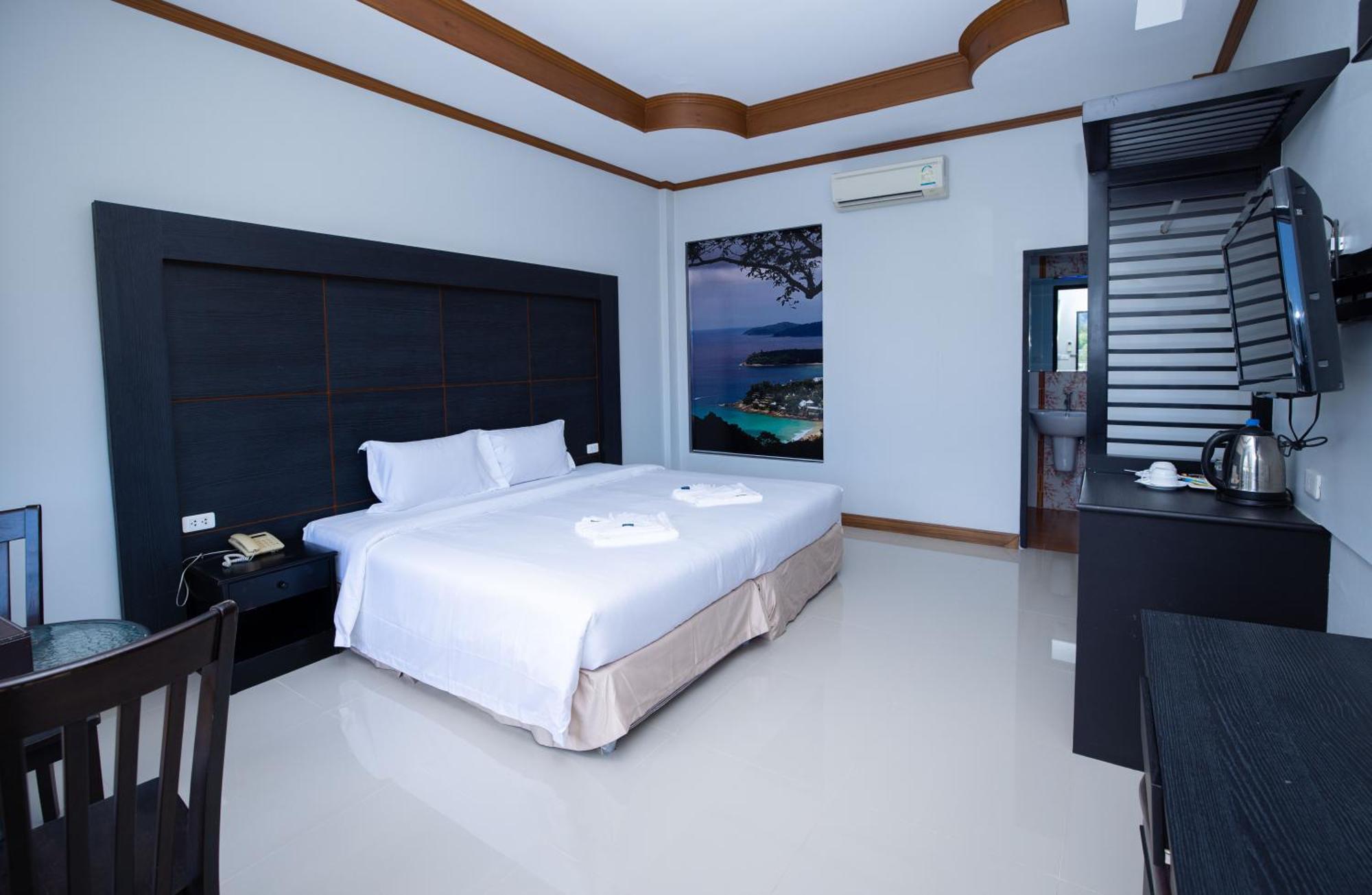Blue Carina Hotel Phuket Exteriör bild